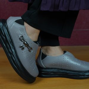 Dr. Shoe (Grey)