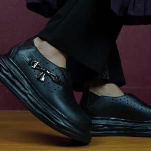 Dr. Shoe (Black)