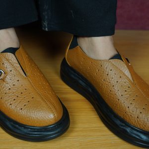 Dr. Shoe (Mustard)